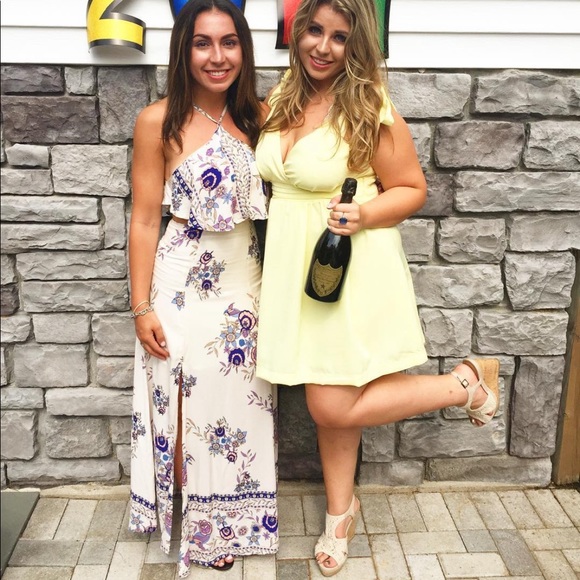 Dresses & Skirts - White dress with flowers and a nice subtle slit